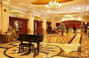 Grand Palace Hotel